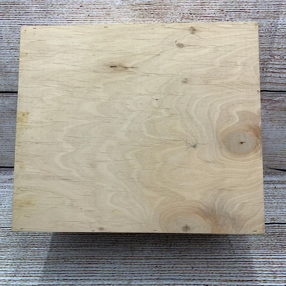 Corte Fiore elegant wooden